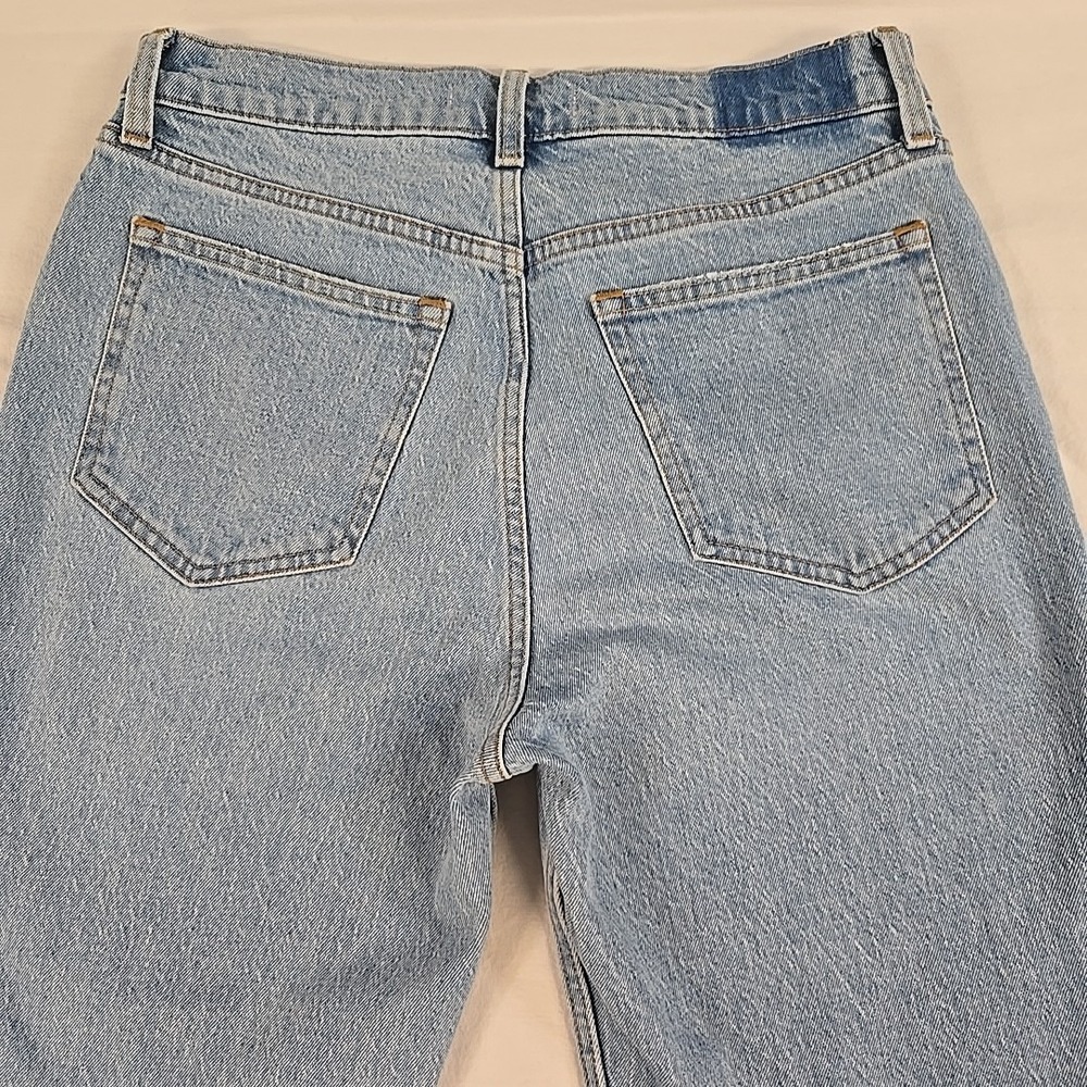 Abercrombie & Fitch 90s Relaxed High Rise Jeans Women 29x28 Light Wash Denim - Picture 12 of 16